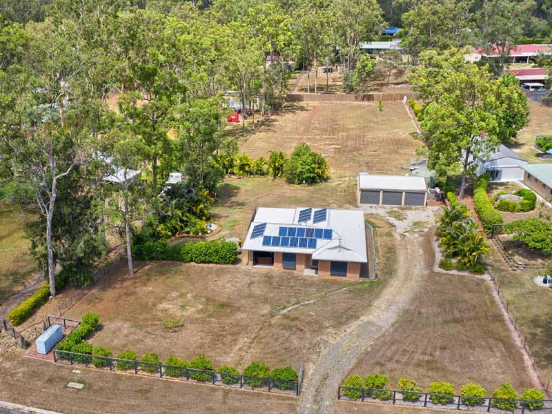 Drone Photography of Acreage Real Estate Flagstone